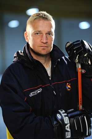 Kari Martikainen serait le remplaçant de René Matte à Fribourg