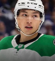 Jason  Robertson dans les traces de Connor McDavid