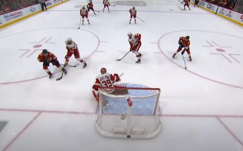 Un bien joli but de Matthew Tkachuk