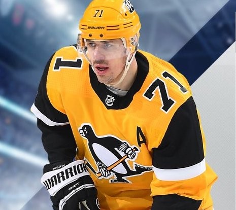 Evgeni Malkin dépasse une marque de Sergei Fedorov