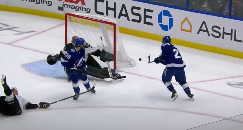 Un but pout en finesse pour Brayden Point