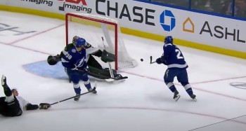 Un but pout en finesse pour Brayden Point