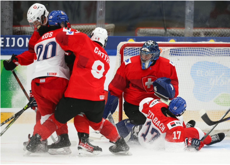 Mondiaux U18 : la Suisse s'incline pour son entrée en lice