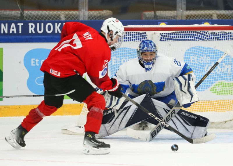 Mondiaux U18 : la Suisse se fait peur mais remporte son premier match