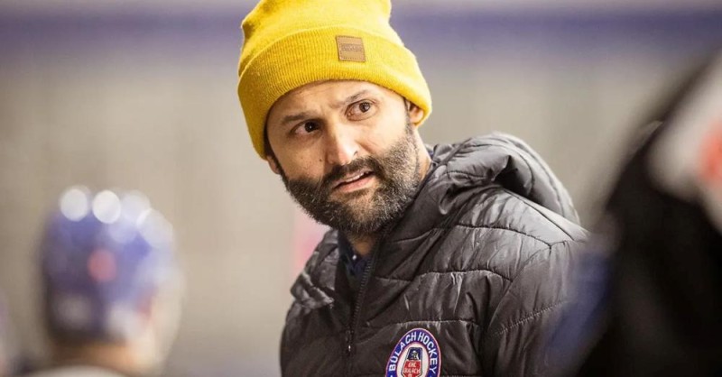 Ramon Schaufelberger assistera Gary Sheehan