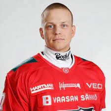 Le prolifique défenseur Atro Leppänen à disposition des clubs suisses