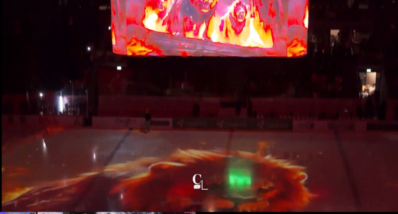 Le hockey sur glace est devenu un show, exemple dans l'antre du Lausanne HC