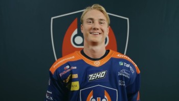 Petteri Puhakka s'est engagé avec Kloten, Denis Hollenstein pourrait prolonger avec Zurich