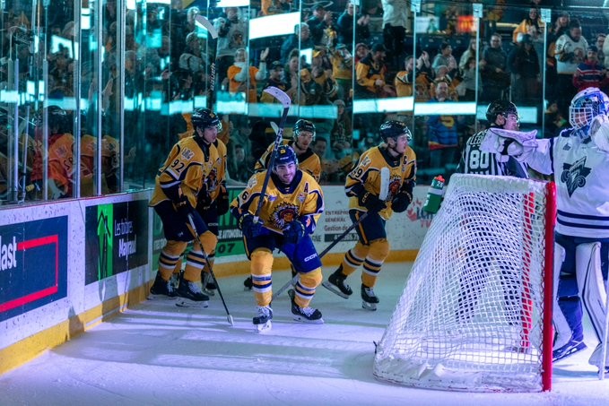 Moncton zieht gegen die Huskies ins Finale ein, Shawinigan erhält ein siebtes Spiel, Saison für Leo Braillard beendet
