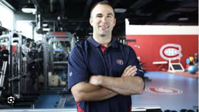 Pierre Allard derrière le banc genevois