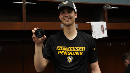 Le nouveau masque de Joel Blomqvist (Pittsburgh Penguins) pour cette saison