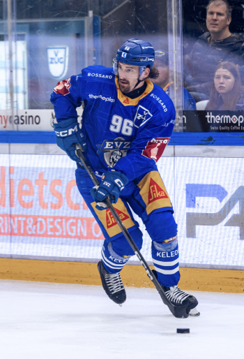 Longue absence pour Daniel Vozenilek