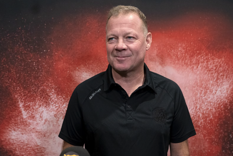 Henrik Stridh pourrait suivre Thomas Berglund à Berne