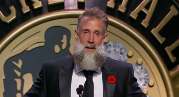 Un discours empreint d'émotion pour Joe Thornton's à son intronisation au Hockey Hall of Fame