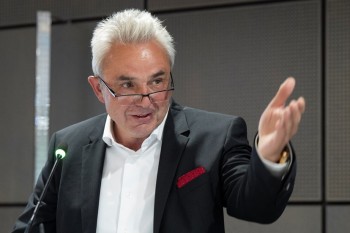 Le nouveau boss du hockey suisse veut une National League réduite