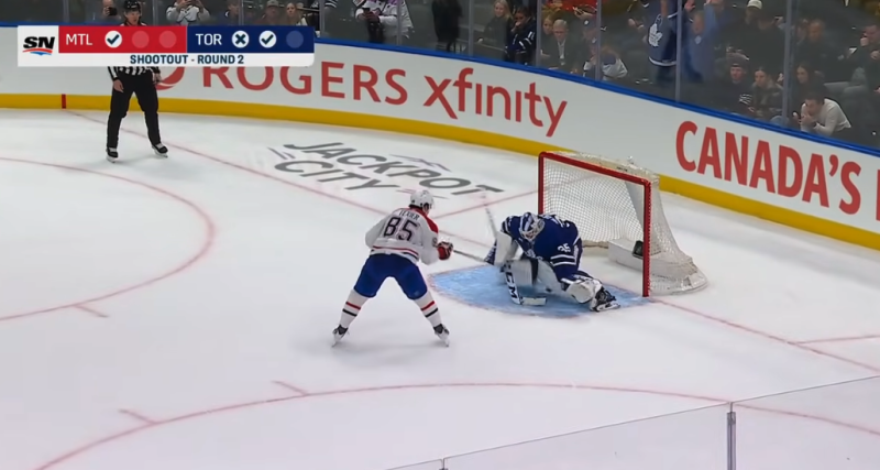 Alexandre Texier offre la victoire à Montréal d'un fort joli penalty