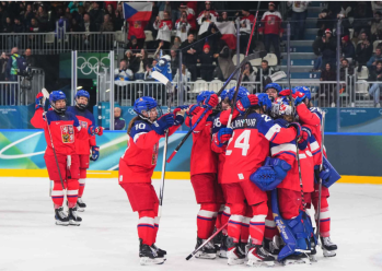 La Tchéquie se relance face à la Finlande aux JO de Milan