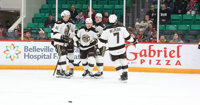 Leon Muggli beteiligt sich am Torfestival der Bears