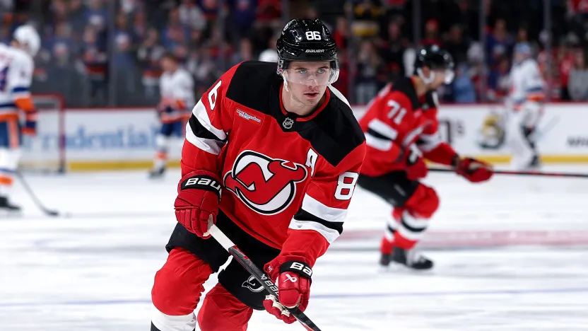 Jack Hughes opéré, absence estimée à deux mois