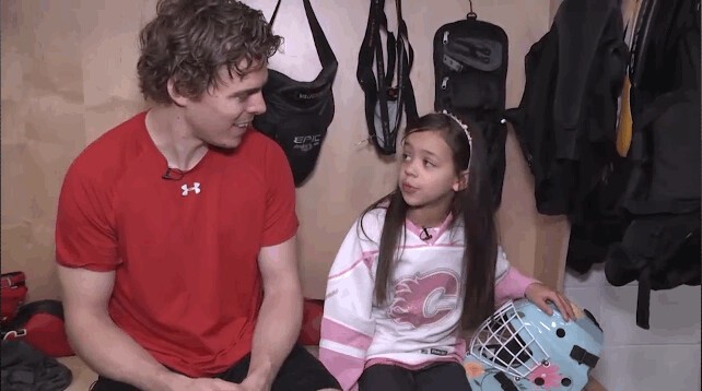 Un nouveau masque original pour Jonas Hiller