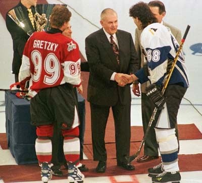 Rétro : Maurice Richard rencontre Wayne Gretzky et Jaromir Jagr