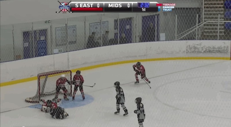 Une jeune gardienne de 11 ans fait le buzz