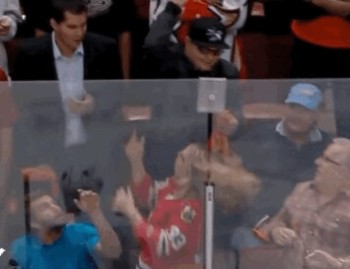 Un certain manque de galanterie