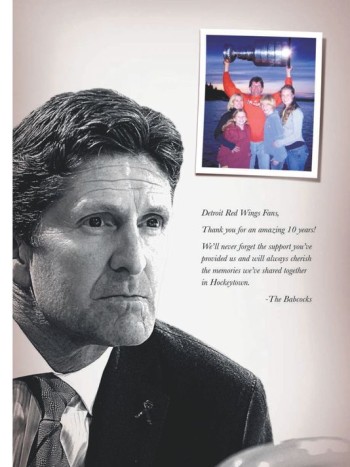Mike Babcock et sa famille remercient les fans des Red Wings dans une pleine page de publicité
