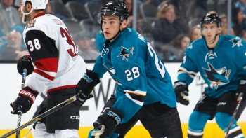 Timo Meier sous l'oeil de l'Avalanche