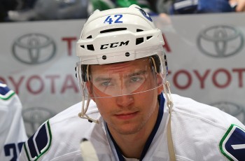 Sven Baertschi aurait reçu une offre qualificative des Canucks