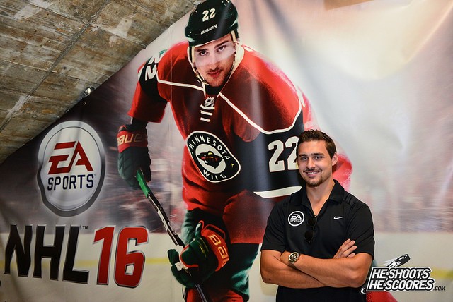 Nino Niederreiter en couverture de NHL 16 pour la Suisse
