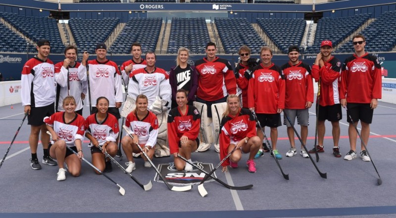 Timea Bacsinszky offre la victoire aux siens lors d'un tournoi de... hockey