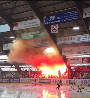 Joueurs et dirigeants du HC Bienne pris en otage