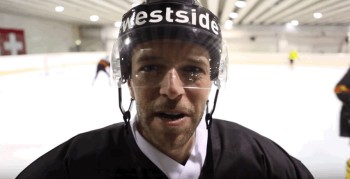 Faites connaissance avec Andrew Ebbett