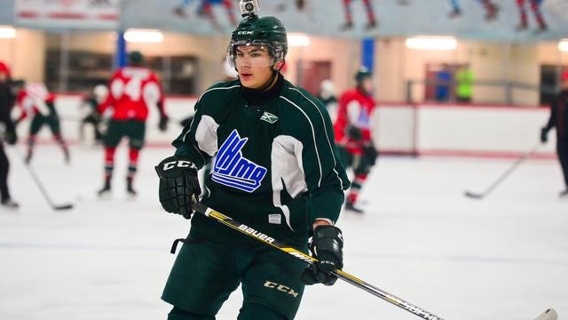 Interview de Timo Meier avant son camp avec les Sharks de San Jose