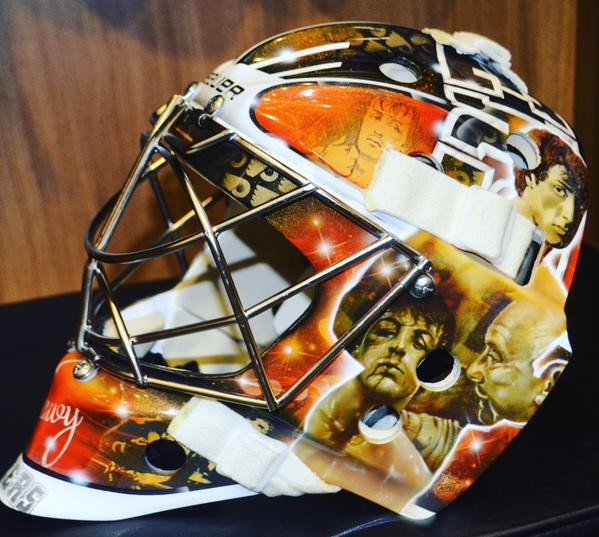 Un masque inspiré par Rocky pour Michal Neuvirth