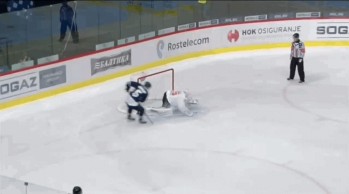 Colby Genoway épate la KHL avec son penalty bien connu en Suisse