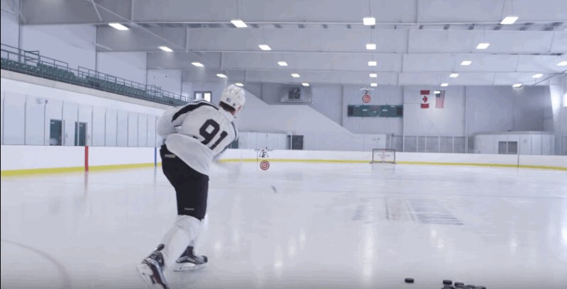 L'entraînement original de Steven Stamkos avec des drones
