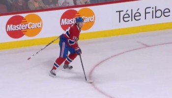 Une crosse bien encombrante pour Alex Semin