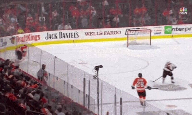 Jason LaBarbera manque quelque peu sa sortie