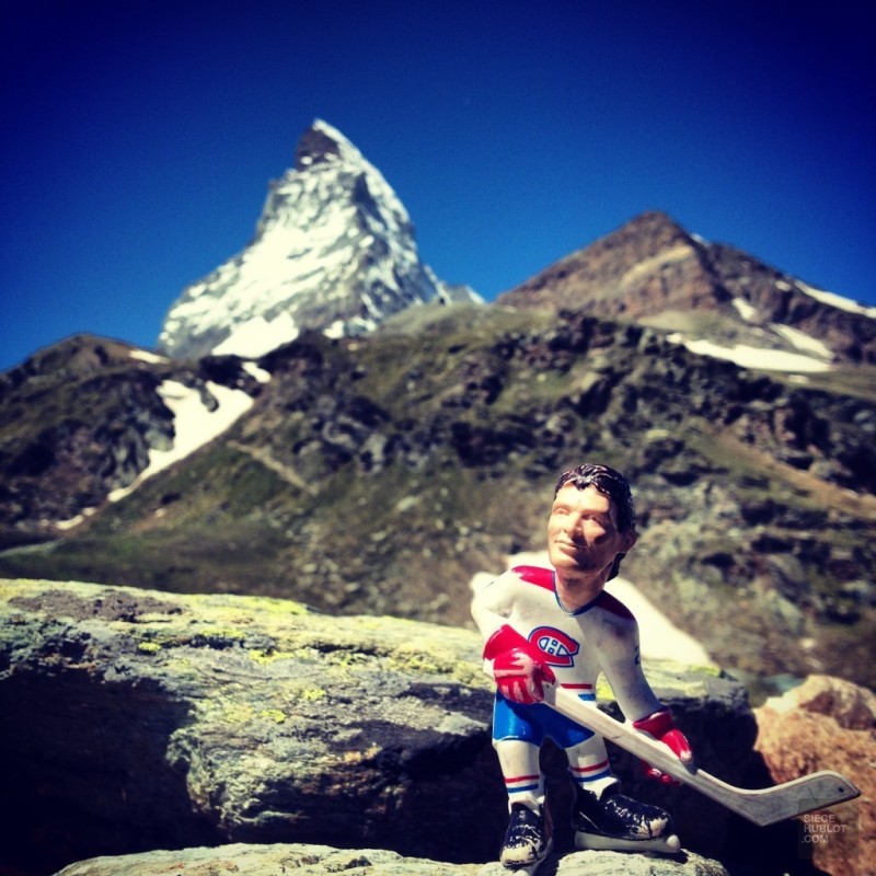 Shayne Corson en voyage à travers le monde version Amélie Poulin