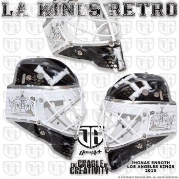 Le nouveau masque de Jhonas Enroth