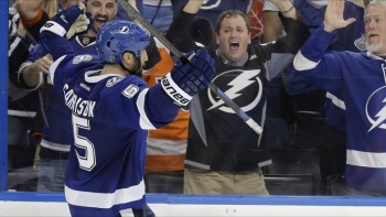 Pour la postérité : le premier but en prolongation à 3 contre 3 dans l'histoire de la NHL