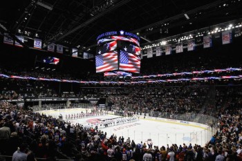 A voir : les Islanders inaugurent leur nouveau domicile