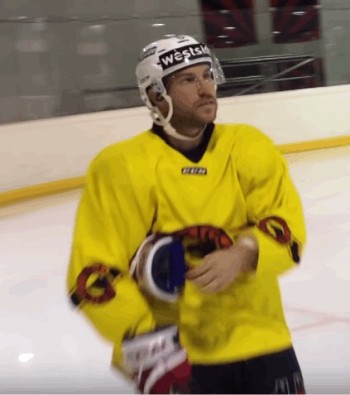 Interview de Derek Roy à son arrivée à Berne