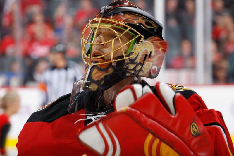 Photos du nouveau masque de Jonas Hiller