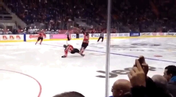 A voir : Auguste Impose se blesse lors d'une collision avec un coéquipier