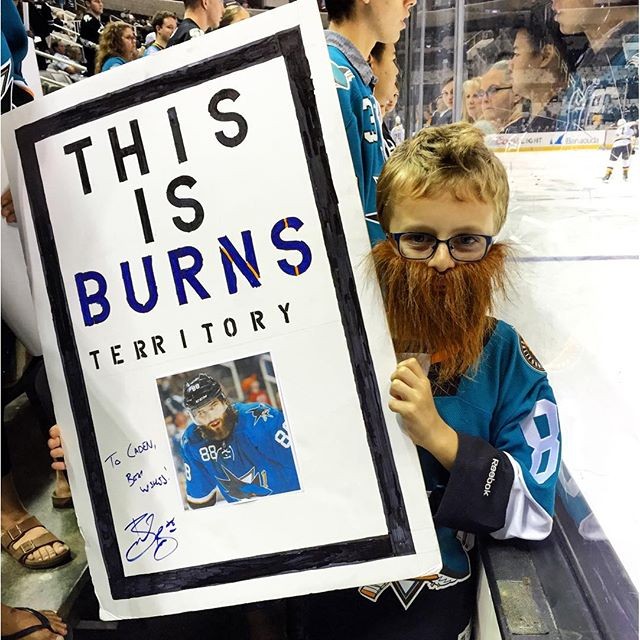 Un jeune fan de Brent Burns