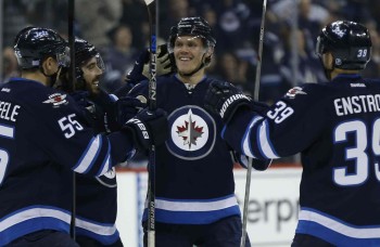 Nikolaj Ehlers impressionne à la veille de gagner son pari NHL