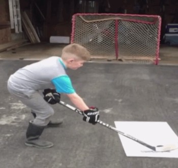 Le métier de hockeyeur qui rentre